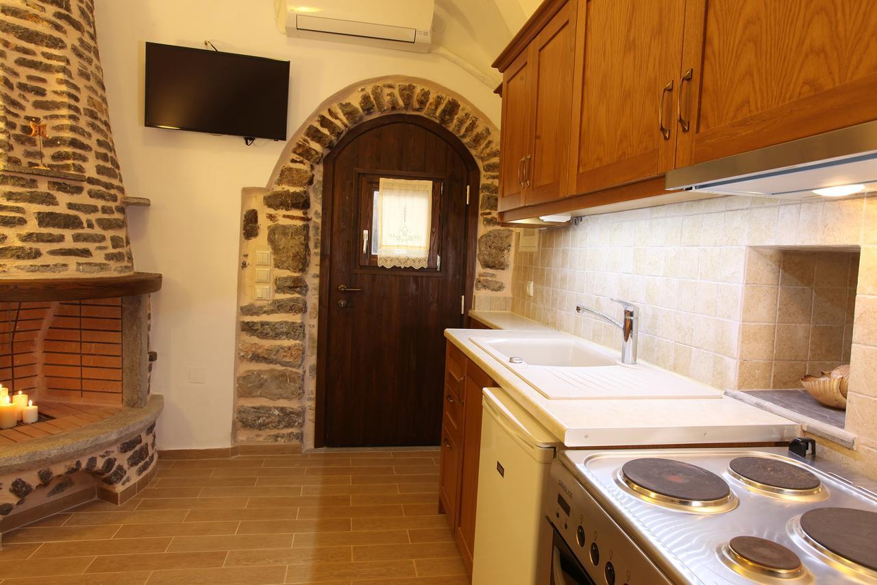 Stoes Traditional Suites Μεστά Εξωτερικό φωτογραφία