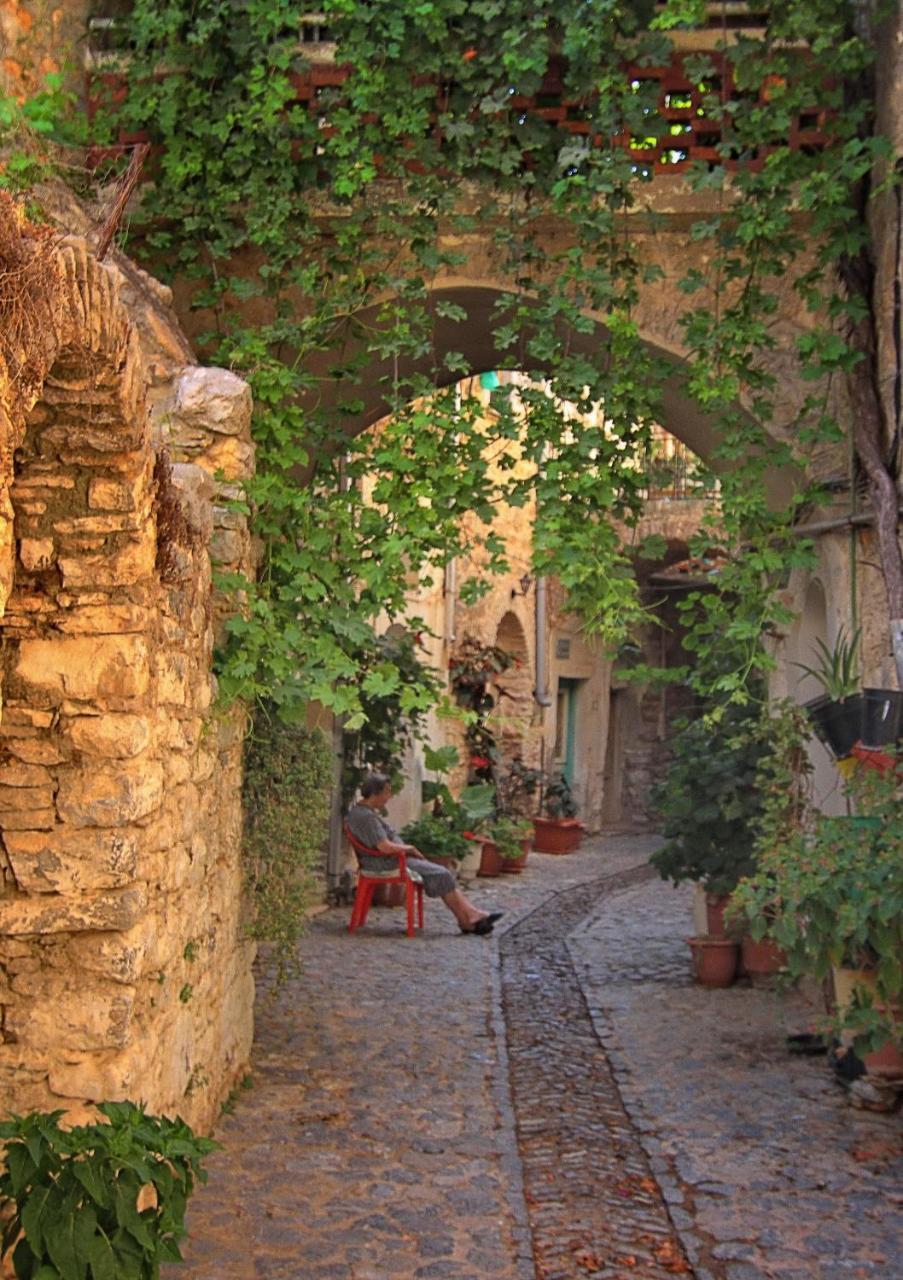 Stoes Traditional Suites Μεστά Εξωτερικό φωτογραφία
