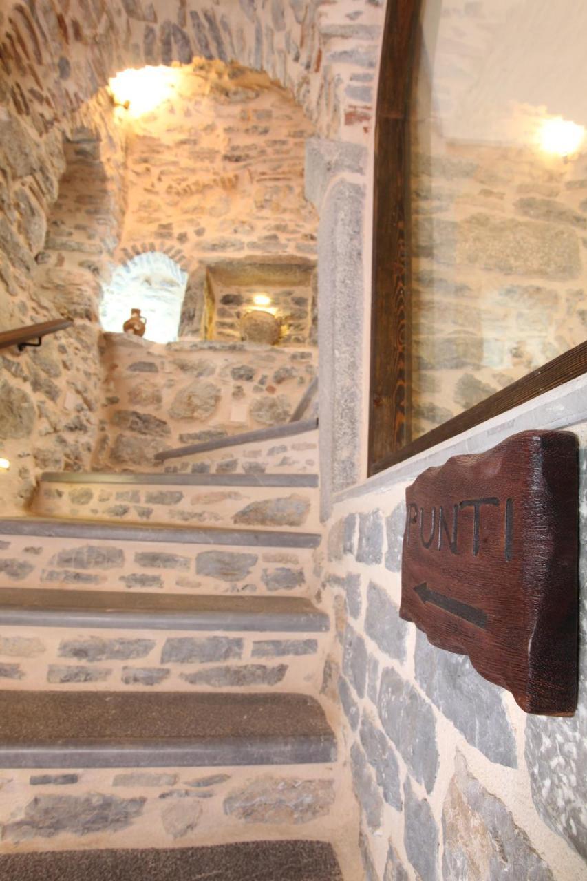 Stoes Traditional Suites Μεστά Εξωτερικό φωτογραφία