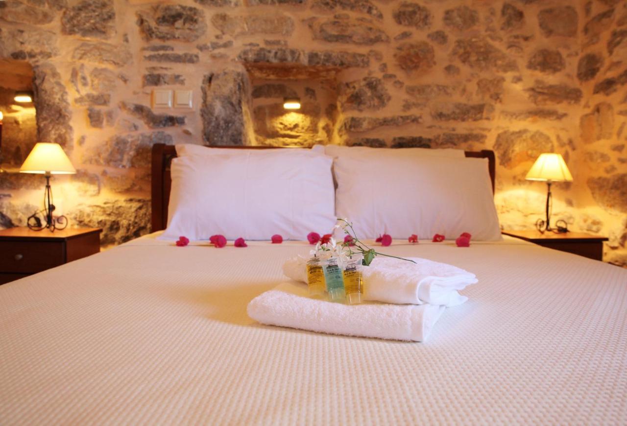 Stoes Traditional Suites Μεστά Εξωτερικό φωτογραφία