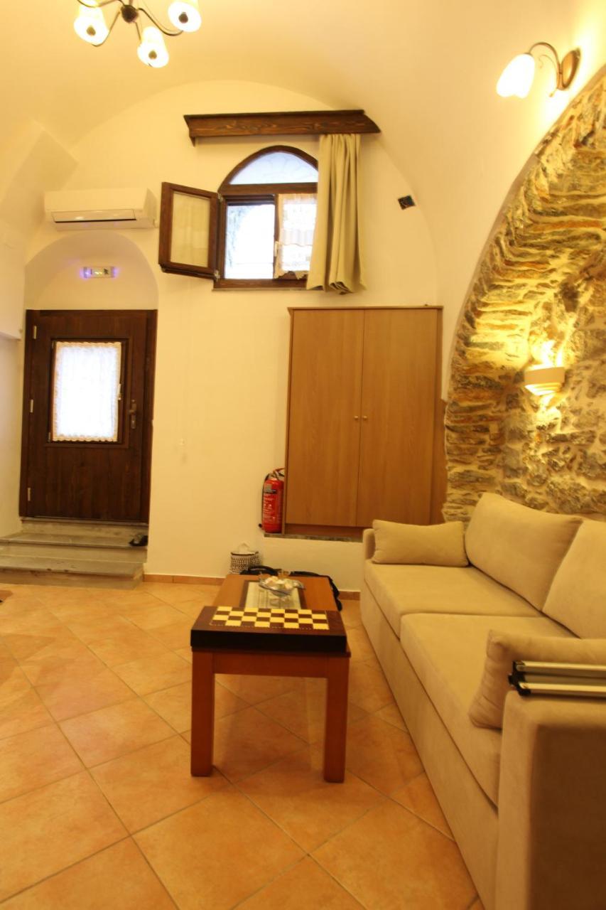 Stoes Traditional Suites Μεστά Εξωτερικό φωτογραφία