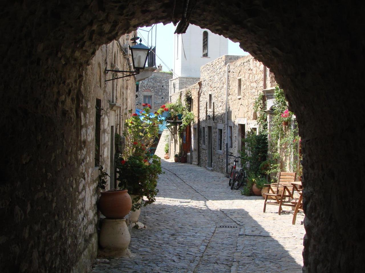 Stoes Traditional Suites Μεστά Εξωτερικό φωτογραφία