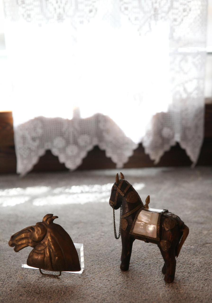 Stoes Traditional Suites Μεστά Εξωτερικό φωτογραφία